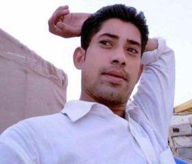 UMAR, 36, Adam