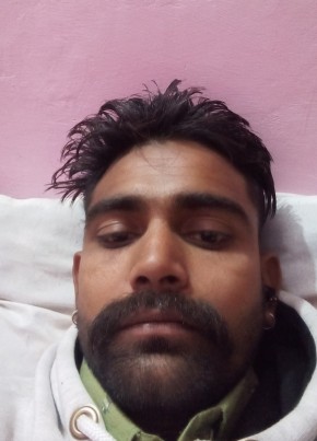 Ravi, 25, India, Rajpura