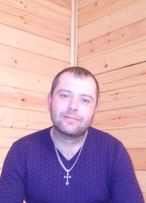максим, 38, Россия, Боровичи
