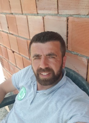 Arslan, 32, Türkiye Cumhuriyeti, Bozkurt