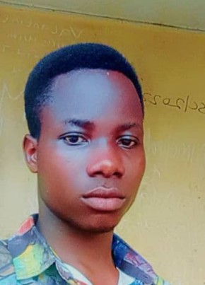 Peter Makama, 22, Nigeria, Ilorin