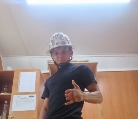 Rustam, 22, Samara