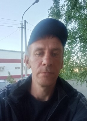 Иван из Екатеринбурга 40 лет