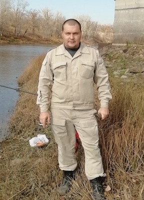 Олег, 39, Россия, Вольск