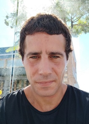 Angel из Cornellà de Llobregat 30 лет