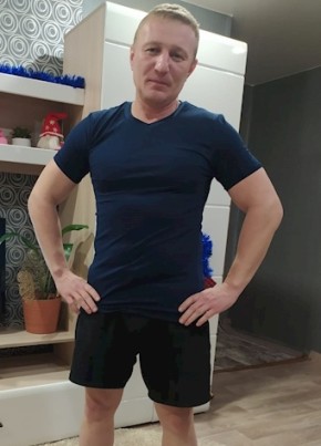 Игорь, 46, Россия, Тихвин