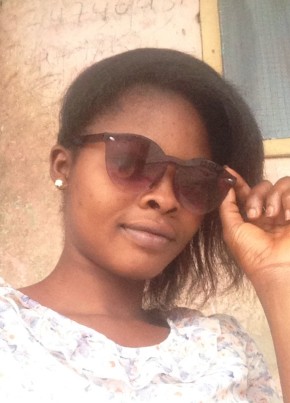 Lynda, 29, Ghana, Wenchi