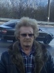 mikhail, 58, Yekaterinburg