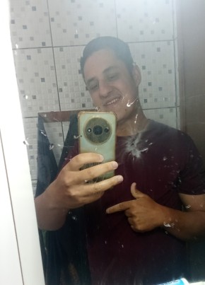 César из Blumenau 27 лет