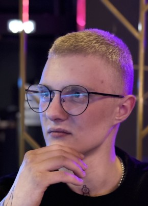 Вадим из Тюкалинска 21 год