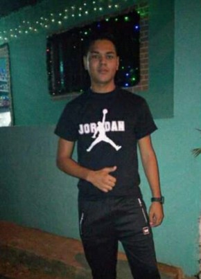 Alfredo salazar, 24, República del Ecuador, Puerto Francisco de Orellana