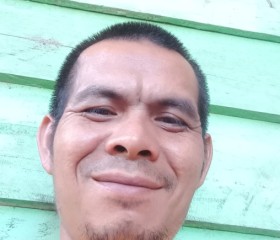 Edi Sabar, 45, Bengkulu