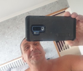 Durve, 49, Maidstone