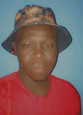 E BOJANG, 26, Republic of The Gambia, Sukuta