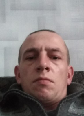 Василий, 31, Россия, Стародуб