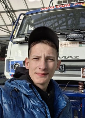Дмитрий из Верхней Пышмы 18 лет
