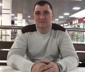 Виталий, 48 лет, Оренбург