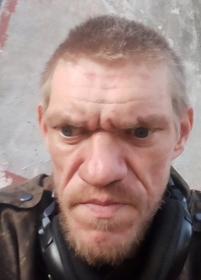 Алексей из Заволжье 19 лет
