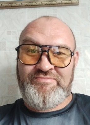 Анатолий из Читы 46 лет