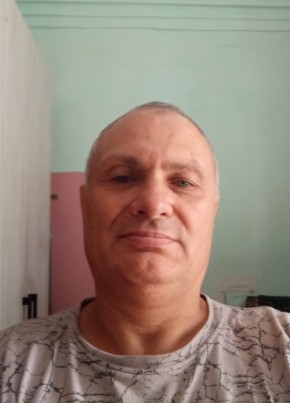 Олег из Новопокровки 55 лет