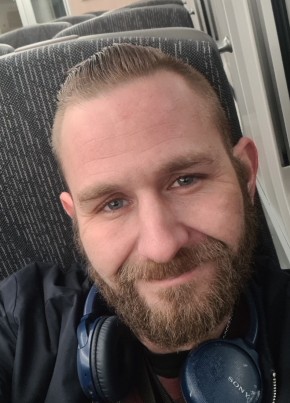 Mark, 36, United Kingdom, Swansea