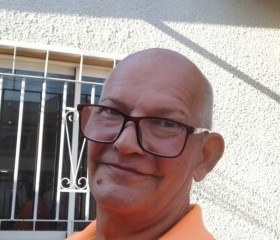 Luis Daniel, 60, Maracaibo