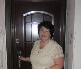 Antonina, 63 года, Берасьце