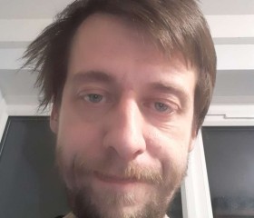 Steven, 36, Rochdale