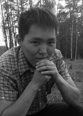 Василий, 33, Россия, Чурапча