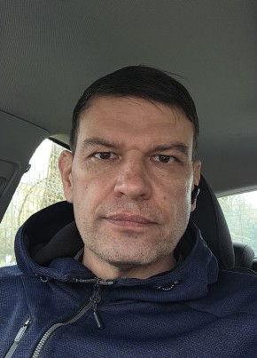 Константин из Санкт-Петербурга 52 года