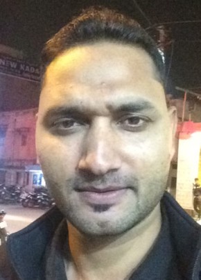Ansari, 33, India, Bangalore