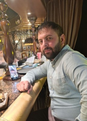 Жахир из Калининграда 33 года