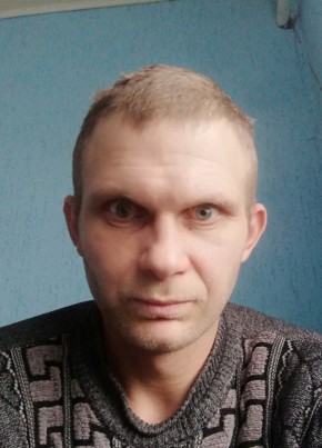 Sergey, 37, Belarus, Brest