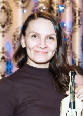 Елена, 41, Россия, Тихвин