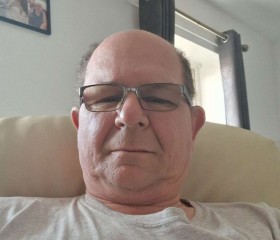 Brett, 59, Horsham