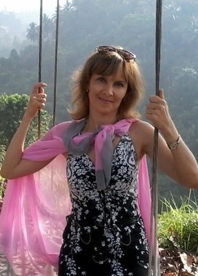 Алина, 46, Россия, Санкт-Петербург