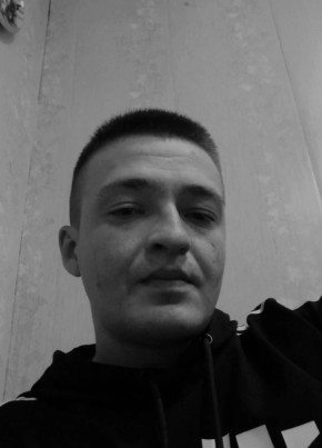 Александр, 28, Россия, Тара