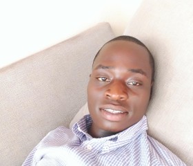 Aaron, 21, Lusaka