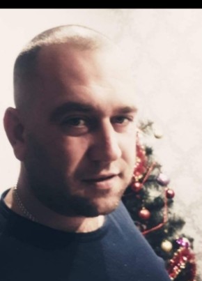 Roberto Шутрий, 36, Україна, Глибока