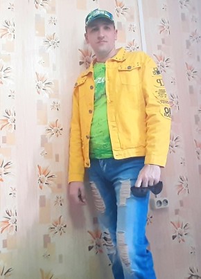 KIRILL, 42, Russia, Omsk