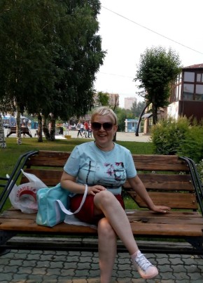 Алена, 54, Россия, Красноярск