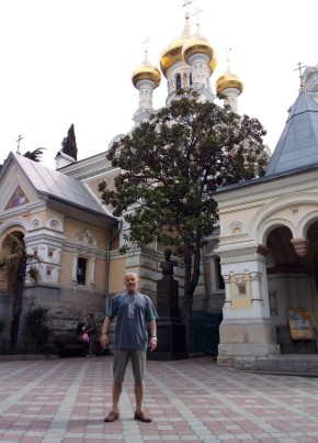 Valeriy Shpakovich, 65, Russia, Yalta