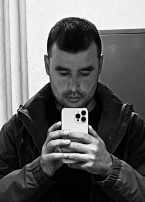 Исмоил Курбонов из Москвы 27 лет