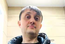 Dmitriy, 40 - Just Me
