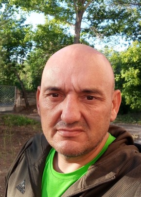 Виктор, 44, Россия, Новотроицк