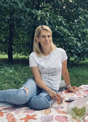 Elena, 47, Russia, Moscow