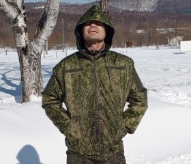 Вадим, 48 лет, Южно-Сахалинск