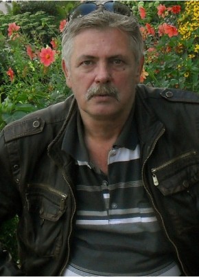 Олег, 60, Россия, Псков