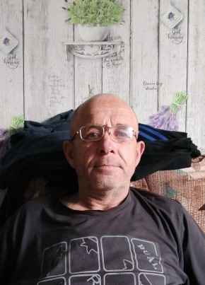 Шамситов из Екатеринбурга 51 год