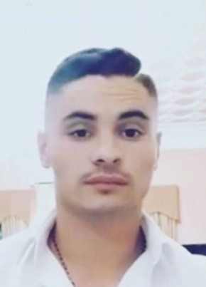 Cristian , 21, Repubblica Italiana, Battipaglia